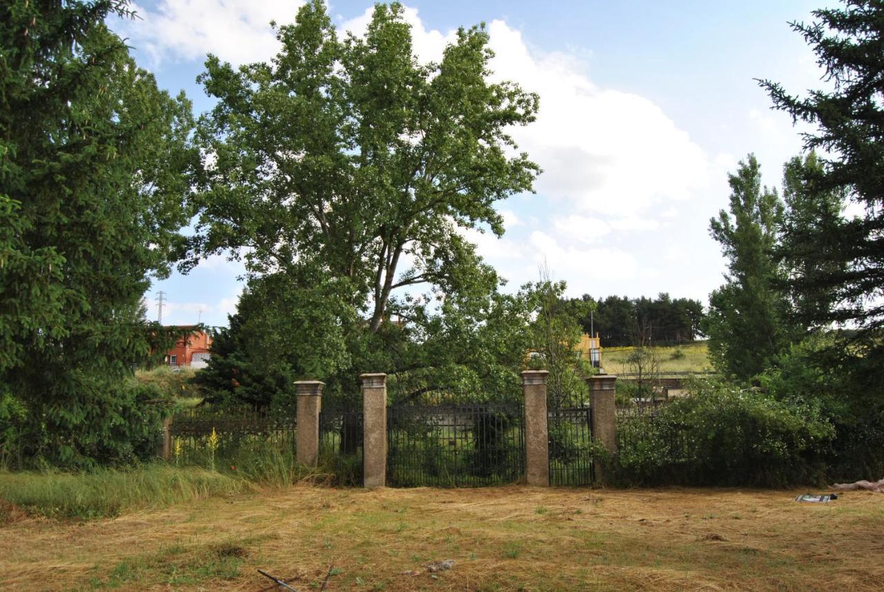San Andrés del Rabanedo Finca Arroyo Del Valle מראה חיצוני תמונה